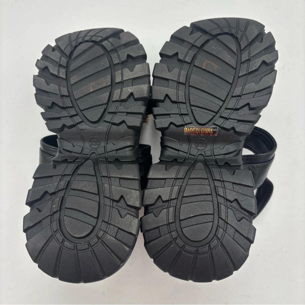 Elegant‎ Black Platform Sandals with Pearl Details
